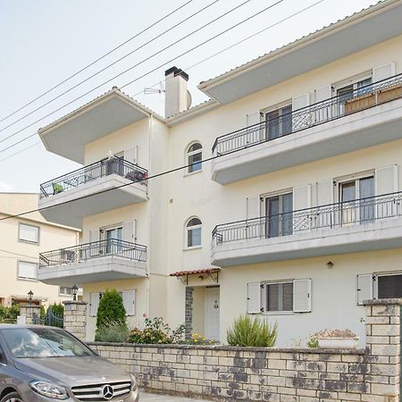 La Casa - Traditionally Elegant Apt 38M2 W Prk Grd Ioánnina Eksteriør bilde
